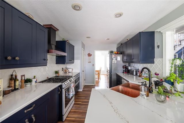 606 Briar Lane, Kearney, MO 64060