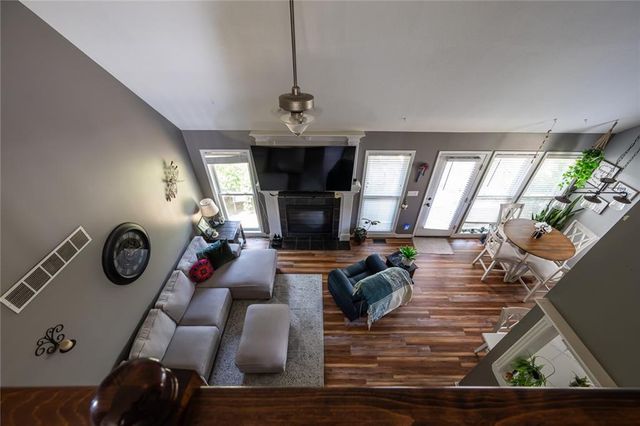 606 Briar Lane, Kearney, MO 64060