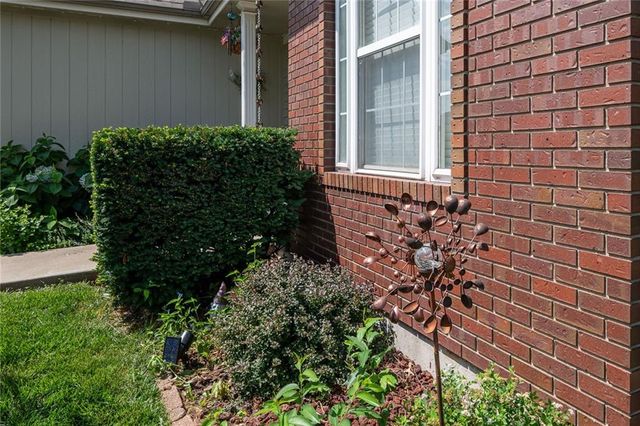 606 Briar Lane, Kearney, MO 64060