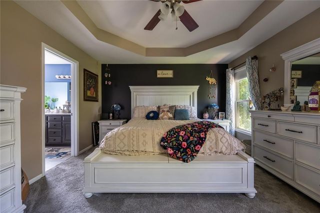 606 Briar Lane, Kearney, MO 64060