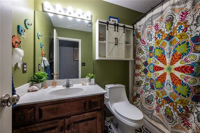 606 Briar Lane, Kearney, MO 64060