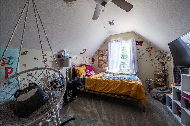 606 Briar Lane, Kearney, MO 64060