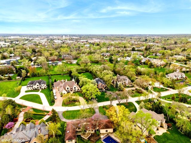 6420 Thurlow Street, Willowbrook, IL 60527