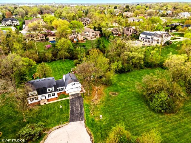 6420 Thurlow Street, Willowbrook, IL 60527