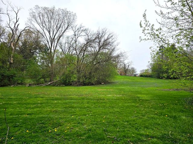 6420 Thurlow Street, Willowbrook, IL 60527