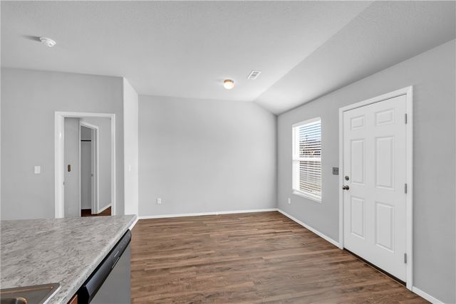 5016 Colfax Loop, Fayetteville, AR 72704