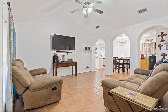 1000 Denver Street, Edinburg, TX 78541