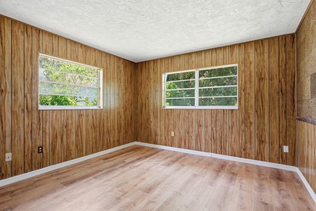 1603 MEXICO AVENUE, Tarpon Springs, FL 34689