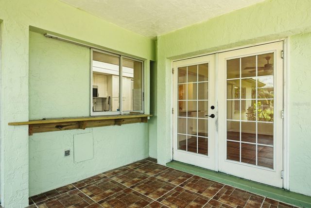 1603 MEXICO AVENUE, Tarpon Springs, FL 34689