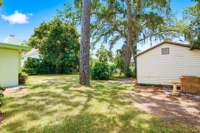 1603 MEXICO AVENUE, Tarpon Springs, FL 34689