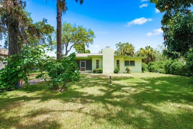 1603 MEXICO AVENUE, Tarpon Springs, FL 34689