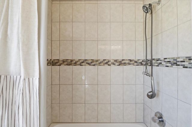 1050 N MIDIRON POINT, Crystal River, FL 34429