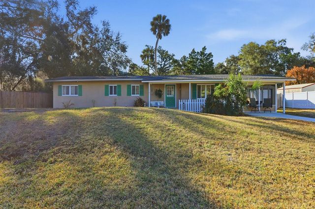 1050 N MIDIRON POINT, Crystal River, FL 34429