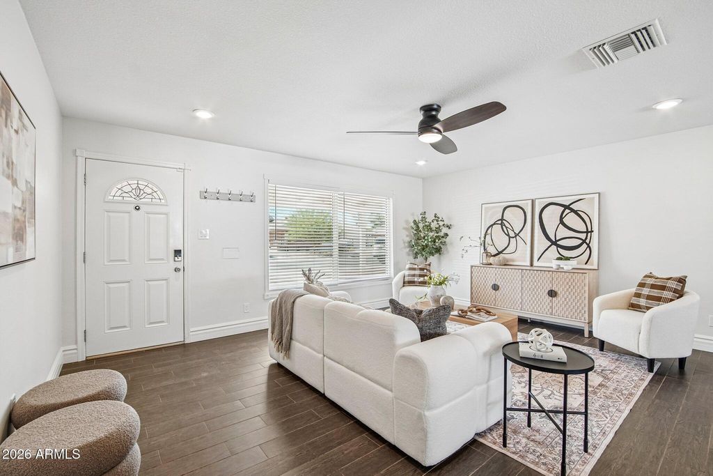 8512 E EDGEMONT Avenue, Scottsdale, AZ 85257 — photo 4