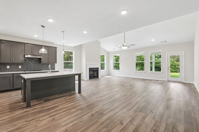 6012 Spunky Street, Rockvale, TN 37153