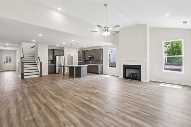 6012 Spunky Street, Rockvale, TN 37153