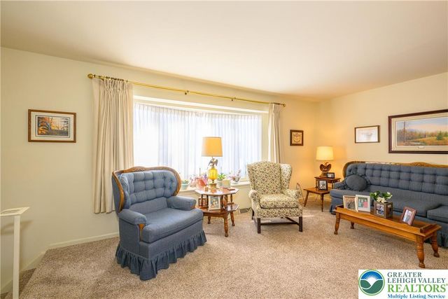 4487 Memphis Road, Whitehall Twp, PA 18052