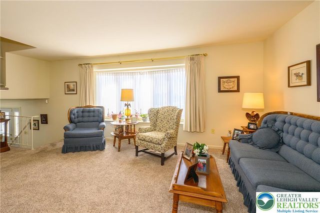 4487 Memphis Road, Whitehall Twp, PA 18052