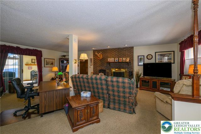 4487 Memphis Road, Whitehall Twp, PA 18052