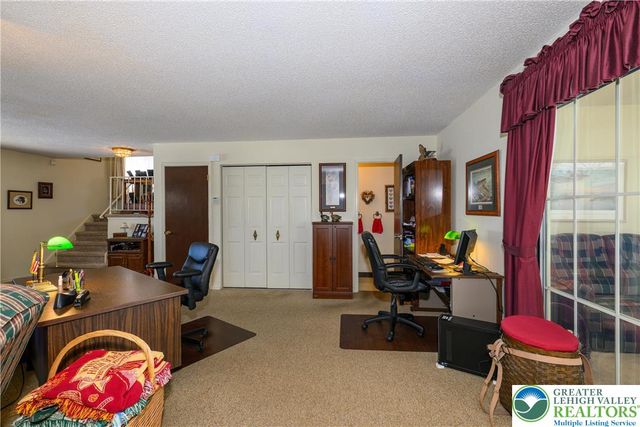 4487 Memphis Road, Whitehall Twp, PA 18052