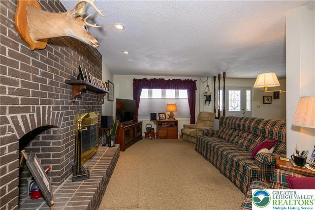 4487 Memphis Road, Whitehall Twp, PA 18052