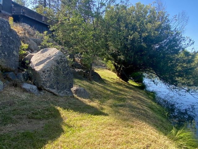 61 Chief George, Lewiston, CA 96052