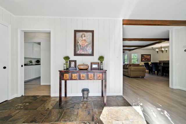 61 Chief George, Lewiston, CA 96052