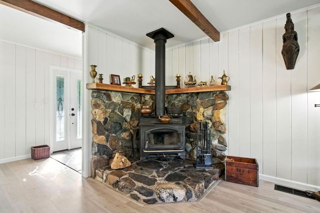 61 Chief George, Lewiston, CA 96052