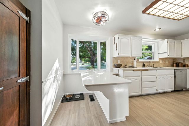 61 Chief George, Lewiston, CA 96052