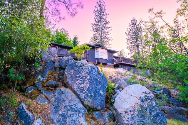 61 Chief George, Lewiston, CA 96052