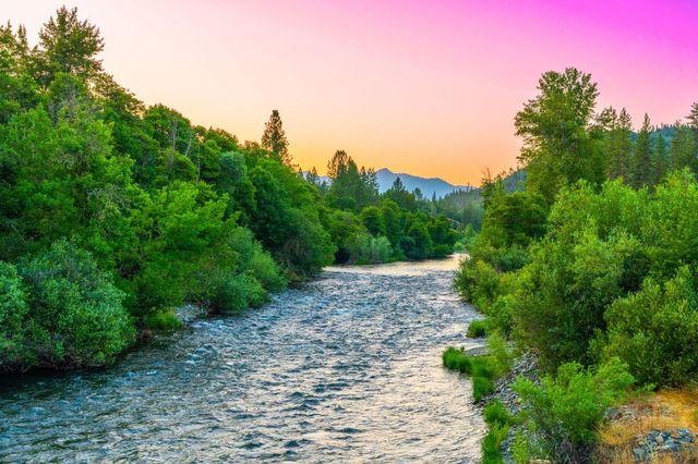 61 Chief George, Lewiston, CA 96052