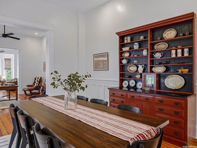 302 Lavaca Street, San Antonio, TX 78210