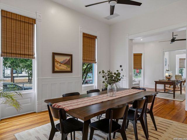 302 Lavaca Street, San Antonio, TX 78210