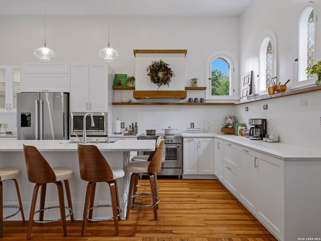302 Lavaca Street, San Antonio, TX 78210