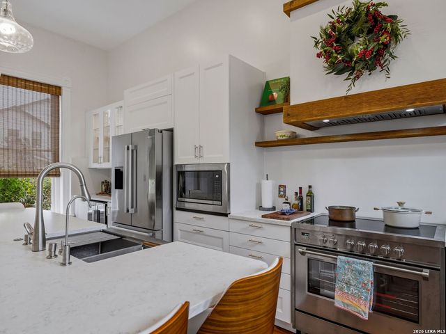 302 Lavaca Street, San Antonio, TX 78210