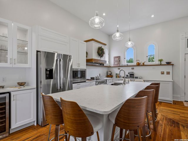 302 Lavaca Street, San Antonio, TX 78210