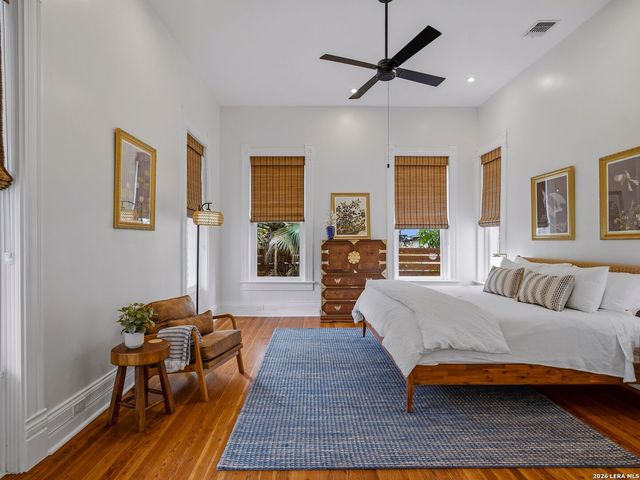 302 Lavaca Street, San Antonio, TX 78210
