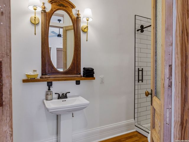 302 Lavaca Street, San Antonio, TX 78210