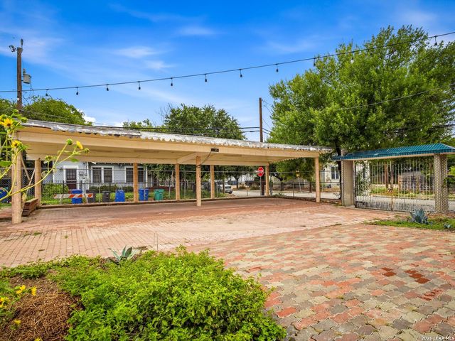 302 Lavaca Street, San Antonio, TX 78210