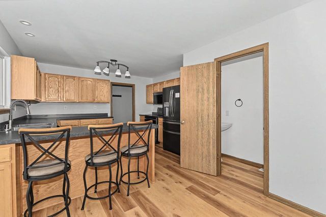 324 W Hidden TRAIL, Elkhorn, WI 53121