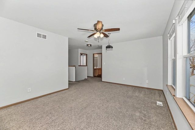 324 W Hidden TRAIL, Elkhorn, WI 53121