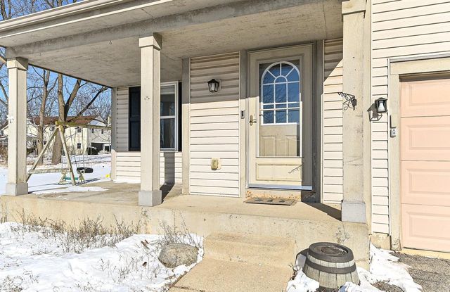 324 W Hidden TRAIL, Elkhorn, WI 53121