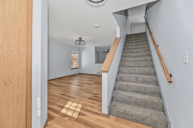 324 W Hidden TRAIL, Elkhorn, WI 53121