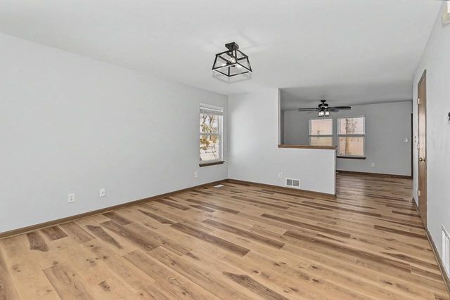 324 W Hidden TRAIL, Elkhorn, WI 53121