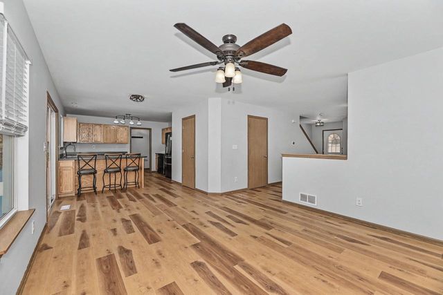 324 W Hidden TRAIL, Elkhorn, WI 53121