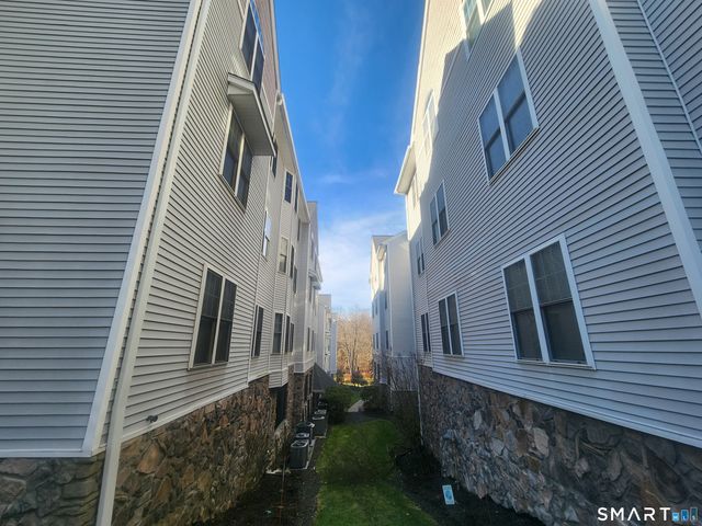 105 Richards Avenue 2305, Norwalk, CT 06854