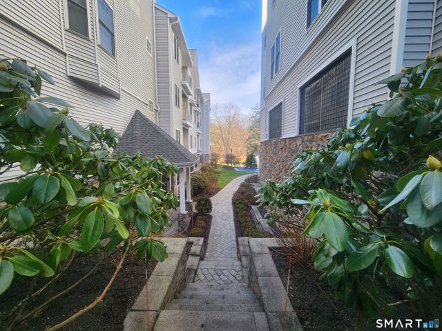 105 Richards Avenue 2305, Norwalk, CT 06854