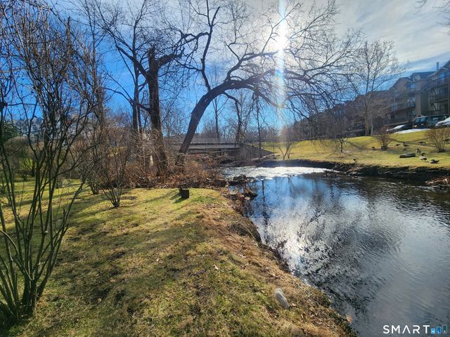 105 Richards Avenue 2305, Norwalk, CT 06854