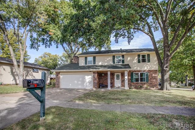2323 Glenrich Drive, St Louis, MO 63129