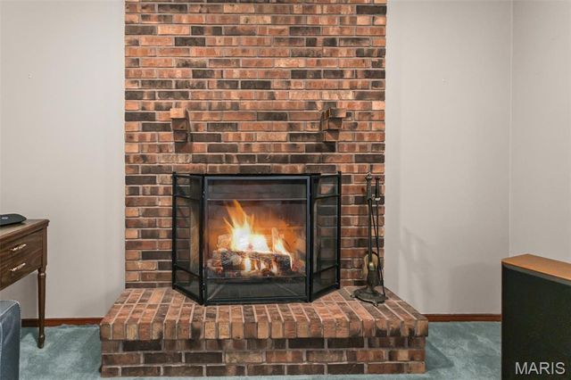 2323 Glenrich Drive, St Louis, MO 63129